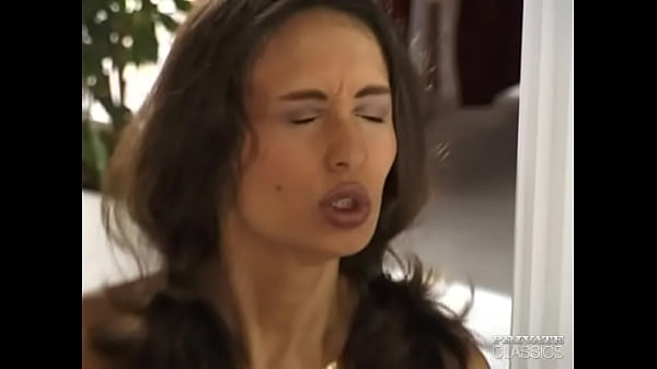 Diana Assfucked By Her Sex Therapist