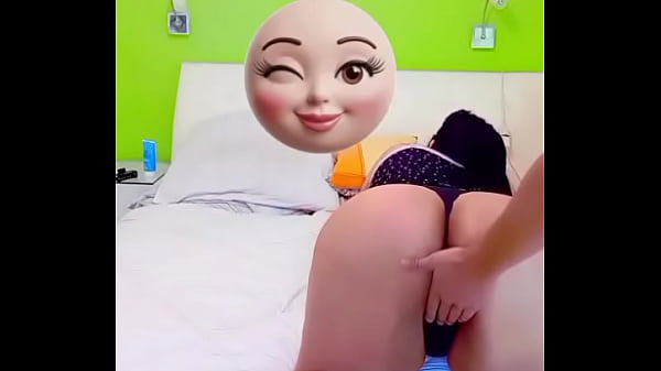 Milf With Big Tits Amateur And Big Ass Likes To Be Filmed To Get Turned On 1