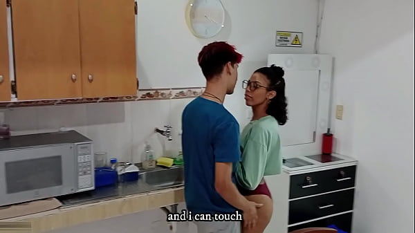 Que Rico Es Follarme A Mi Hermanastro Porno En Espanol