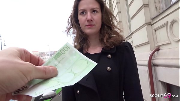 German Scout Schuelerin Alessandra Auf Der Strasse Angesprochen Und Ohne Kondom Gevoegelt