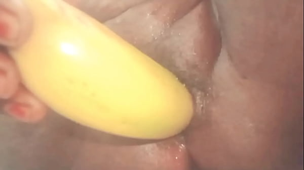Indian Woman Went To The Bathroom And Had A Lot Of Sex With Khira