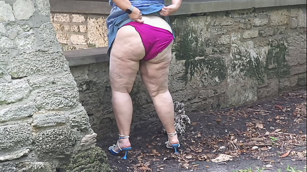 Peeing Compilation Sexy Bbw Ssbbw Pissing