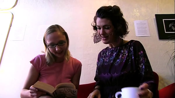 Lesbo Whores Fucking Hairy Bush