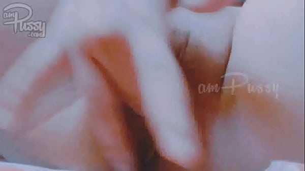 Shaved Amateur Pussy Masturbation Selfie