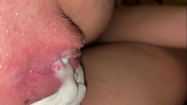 Submissive Teen Love To Take A Creampie Pussy During Coronavirus Lockdown