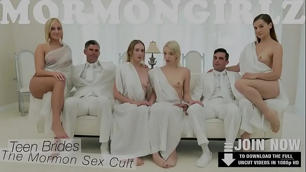 Threesome Lesbian